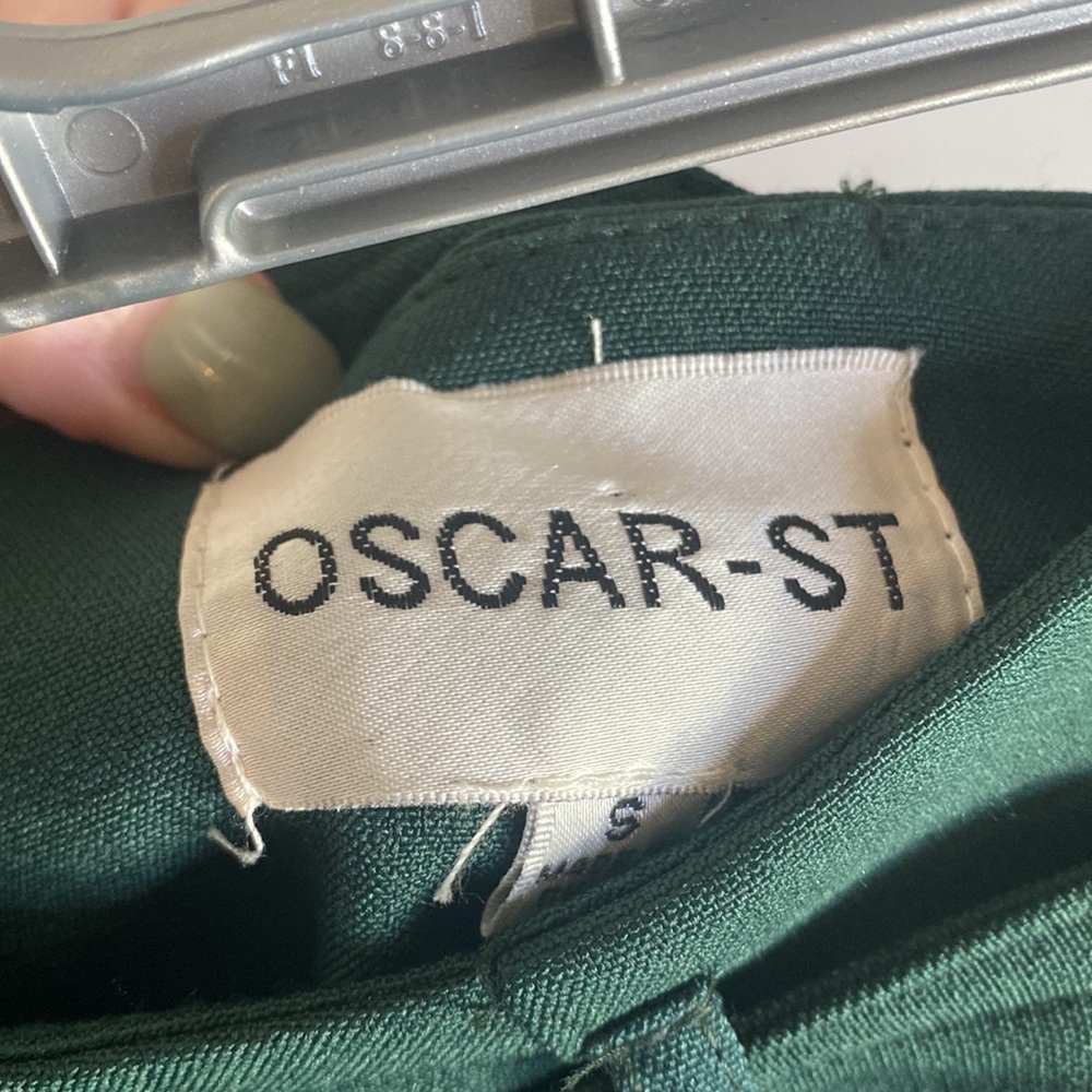 Oscar St size small dark green pencil skirt with mid split & belt detail - Picture 7 of 7